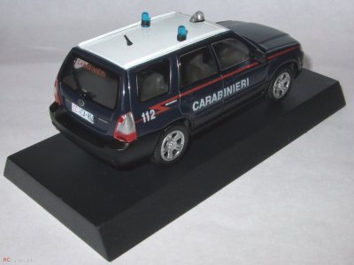 Полицейские машины мира спец. выпуск 3 SUBARU FORESTER 2007 итальянские карабинеры