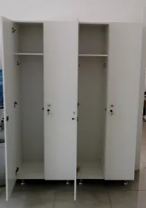Шкафы для раздевалок