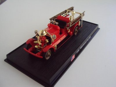 Автомобиль 1924 Ahrens пожарная машина FOX USA