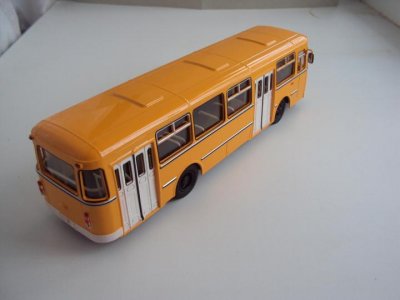 Автобус Лиаз 677м